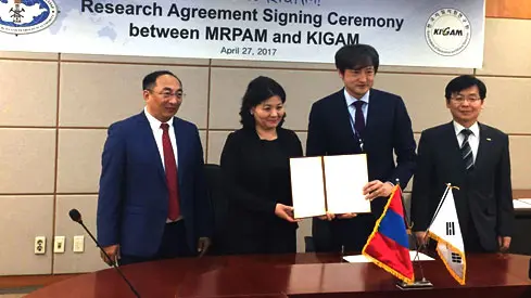 Consignment Research Agreement between Mineral Resources and Petroleum Authority of Mongolian and Korea Institute of Geoscience and Mineral resources has been signed